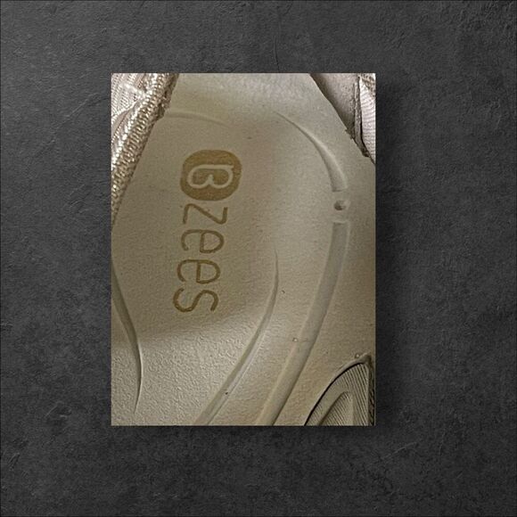 New Bzees Womens Tan Open-Toe Mirage Slingback Wedges Sandals Size 8.5M - Picture 3 of 12